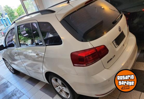 Autos - Volkswagen Suran 2017 GNC 89000Km - En Venta