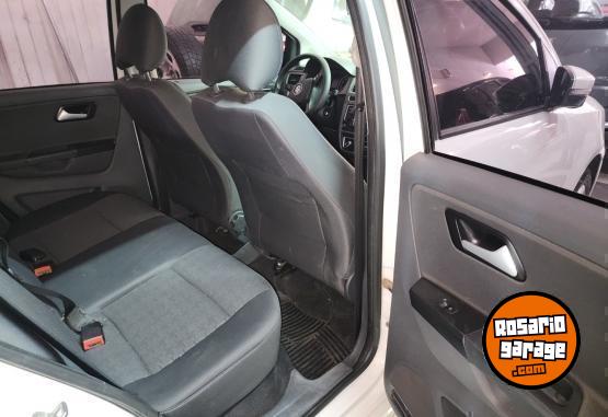 Autos - Volkswagen Suran 2017 GNC 89000Km - En Venta