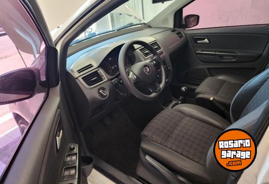 Autos - Volkswagen Suran 2017 GNC 89000Km - En Venta