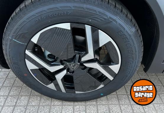 Autos - Peugeot 2008 ACTIVE 2025 Nafta 0Km - En Venta