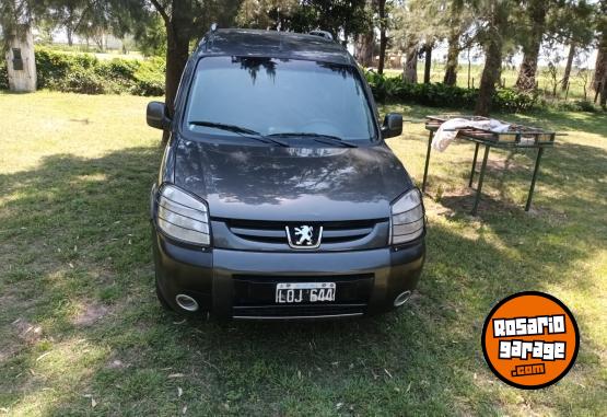 Utilitarios - Peugeot Parnet hdi patagonica 2012 Diesel 170000Km - En Venta