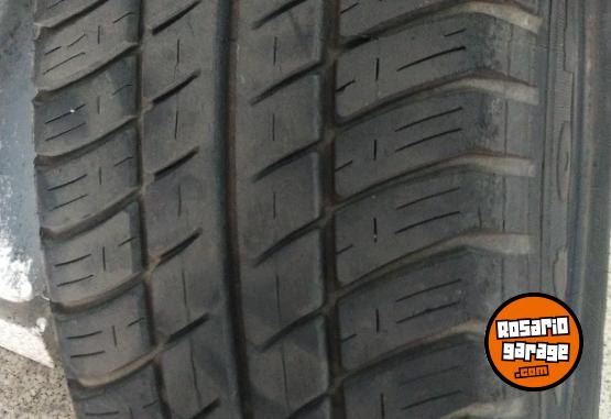 Accesorios para Autos - Cubiertas semi nuevas! - En Venta