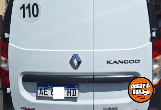 Utilitarios - Renault KANGOO EXPRESS 2021 GNC 105000Km - En Venta