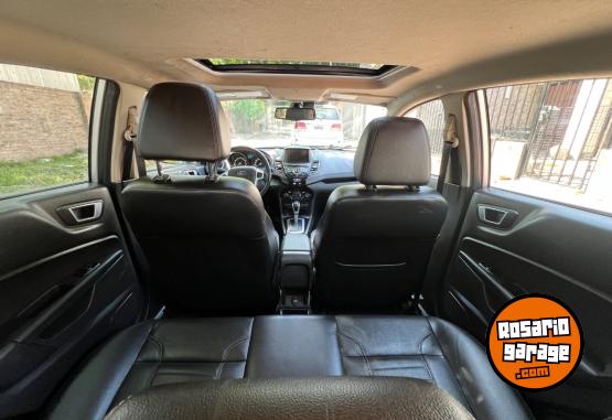 Autos - Ford Fiesta KINETIC titanium 2014 Nafta 126000Km - En Venta