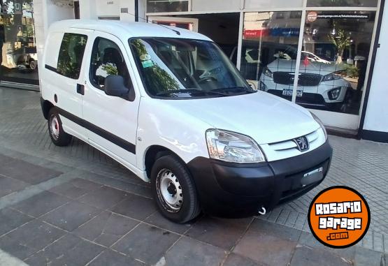 Utilitarios - Peugeot Partner 2014 GNC - En Venta