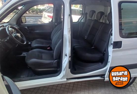 Utilitarios - Peugeot Partner 2014 GNC - En Venta