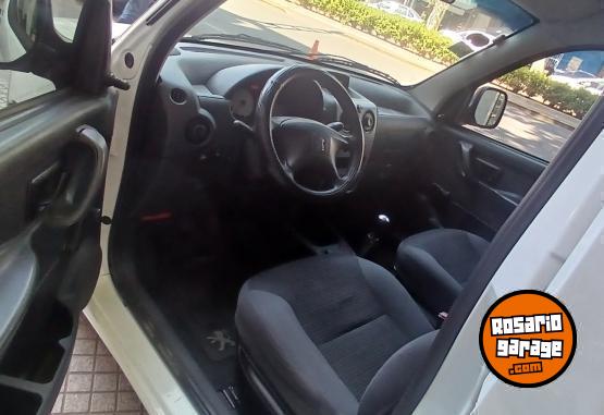 Utilitarios - Peugeot Partner 2014 GNC - En Venta