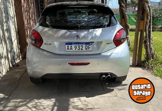 Autos - Peugeot 208 gt 2017 Nafta 68000Km - En Venta