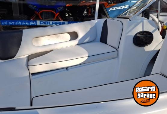 Embarcaciones - TRAKKER 520 YAMAHA 40 HP 2T 2015 - En Venta