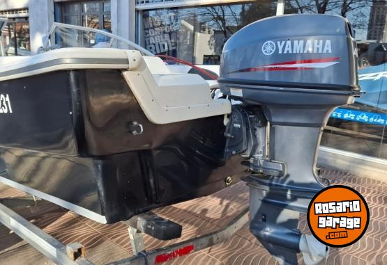 Embarcaciones - TRAKKER 520 YAMAHA 40 HP 2T 2015 - En Venta