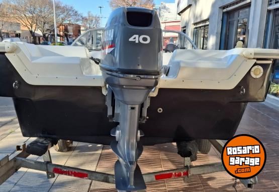 Embarcaciones - TRAKKER 520 YAMAHA 40 HP 2T 2015 - En Venta