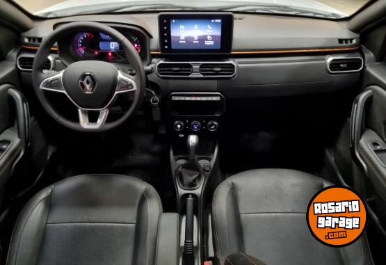 Camionetas - Renault OROCH ICONIC 1.3L CVT 4X2 2024 Nafta 23900Km - En Venta
