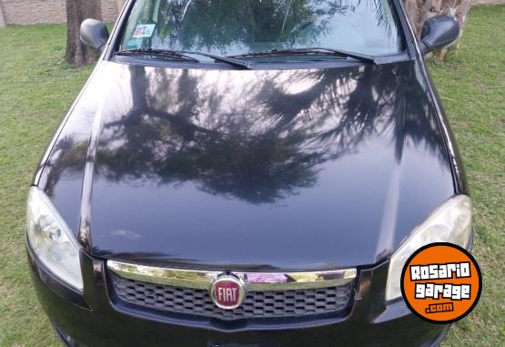 Autos - Fiat Siena 2016 GNC 100000Km - En Venta