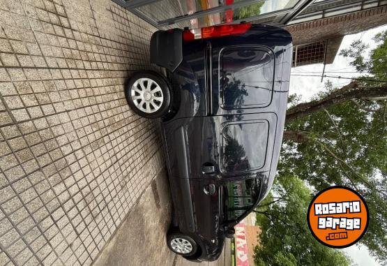 Utilitarios - Renault Kangoo Furgn DCI 2016 Diesel 160000Km - En Venta