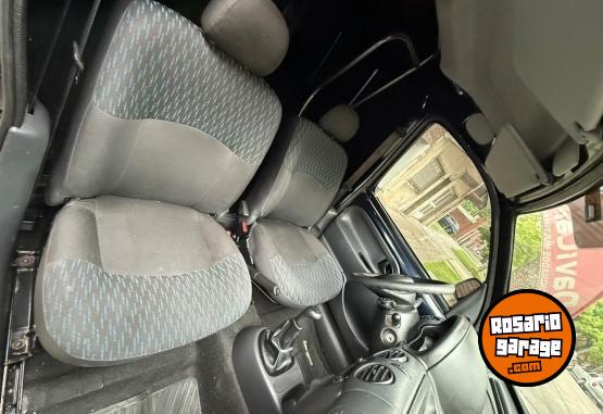 Utilitarios - Renault Kangoo Furgn DCI 2016 Diesel 160000Km - En Venta