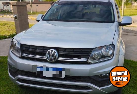 Camionetas - Volkswagen AMAROK TDI 4*4 DC 180 CV 2017 Diesel 300000Km - En Venta