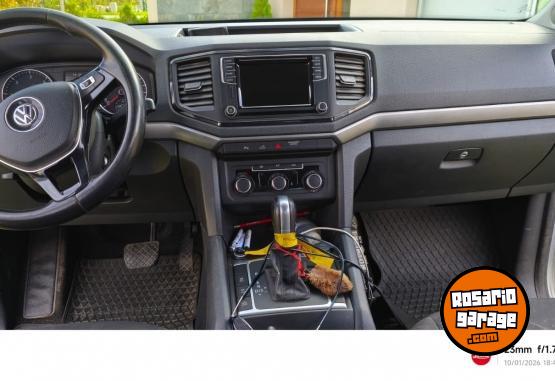 Camionetas - Volkswagen AMAROK TDI 4*4 DC 180 CV 2017 Diesel 300000Km - En Venta