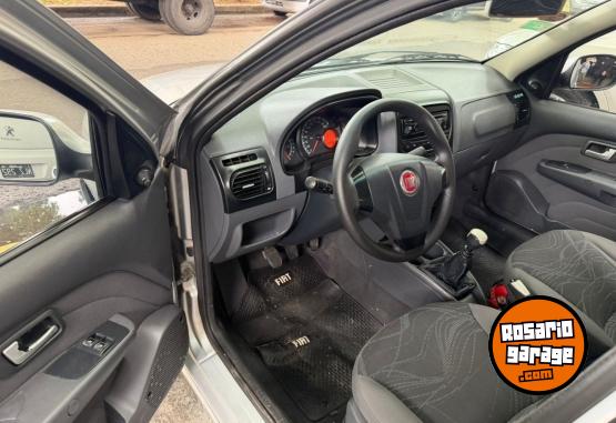 Autos - Fiat Siena 1.4 atractive 2014 GNC 140000Km - En Venta