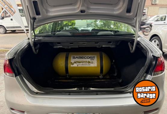 Autos - Fiat Siena 1.4 atractive 2014 GNC 140000Km - En Venta