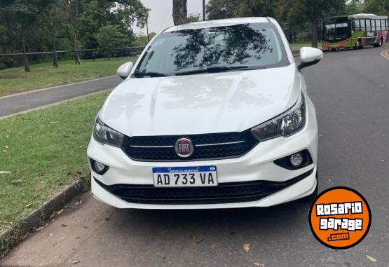Autos - Fiat Cronos 2019 GNC 75000Km - En Venta