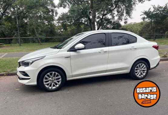 Autos - Fiat Cronos 2019 GNC 75000Km - En Venta