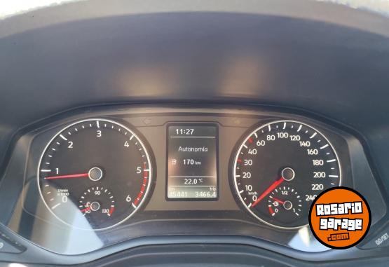 Camionetas - Volkswagen Amarok DC Trendline 140CV 2022 Diesel 45400Km - En Venta