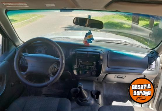 Camionetas - Ford Ford Ranger DC 4X2 XL 3.0 2011 Diesel 208000Km - En Venta