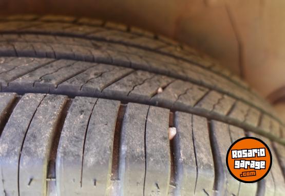 Camionetas - Toyota RAv4 2012 Nafta 118000Km - En Venta