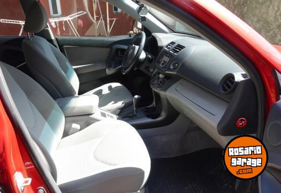 Camionetas - Toyota RAv4 2012 Nafta 118000Km - En Venta