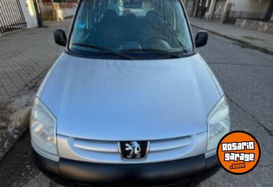 Utilitarios - Peugeot Partner 2013 Diesel 152000Km - En Venta