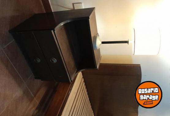 Hogar - Cama de 2 plazas con 2 mesitas de luz - En Venta