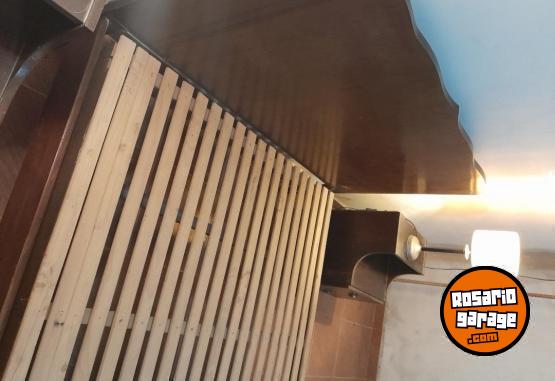 Hogar - Cama de 2 plazas con 2 mesitas de luz - En Venta