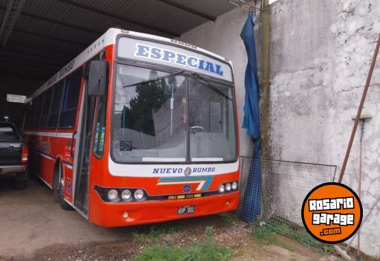 Camiones y Grúas - Colectivo nuovobus 2012 motor o-500 - En Venta