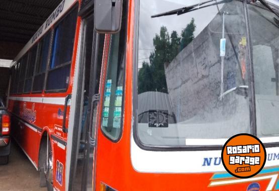 Camiones y Grúas - Colectivo nuovobus 2012 motor o-500 - En Venta