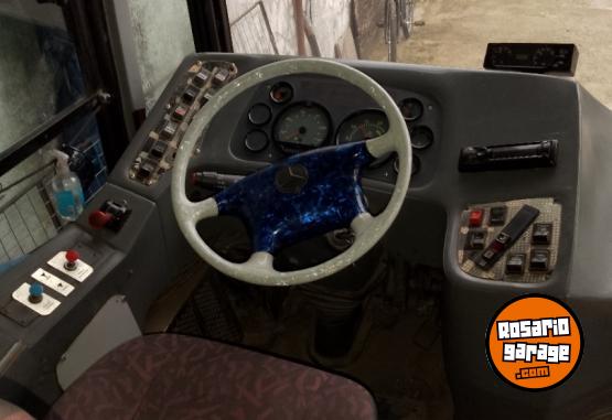 Camiones y Grúas - Colectivo nuovobus 2012 motor o-500 - En Venta