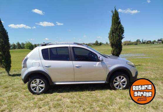 Autos - Renault Sandero Stepway 2012 Nafta 150000Km - En Venta
