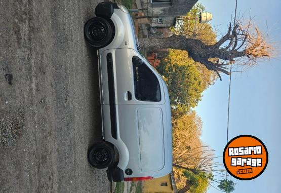 Utilitarios - Renault Kangoo 2016 Nafta 109000Km - En Venta