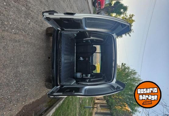 Utilitarios - Renault Kangoo 2016 Nafta 109000Km - En Venta