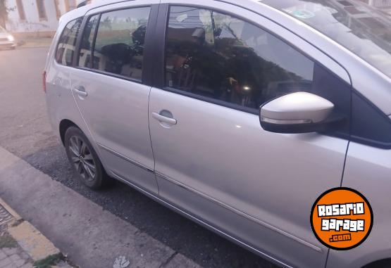 Autos - Volkswagen Suran 2011 GNC 225000Km - En Venta