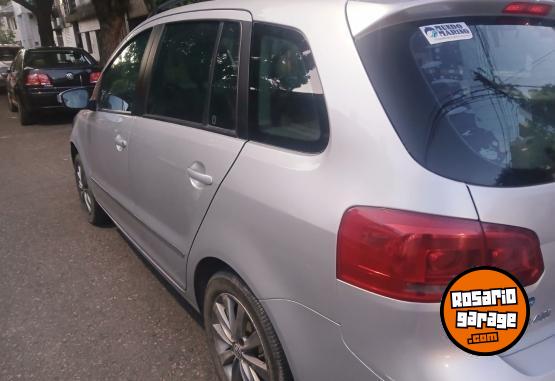 Autos - Volkswagen Suran 2011 GNC 225000Km - En Venta