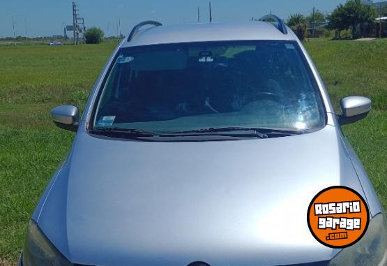 Autos - Volkswagen Suran 2011 GNC 11111Km - En Venta