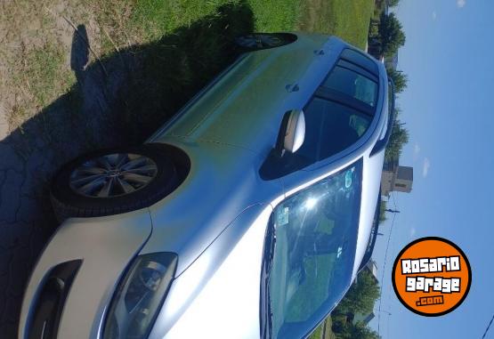 Autos - Volkswagen Suran 2011 GNC 11111Km - En Venta