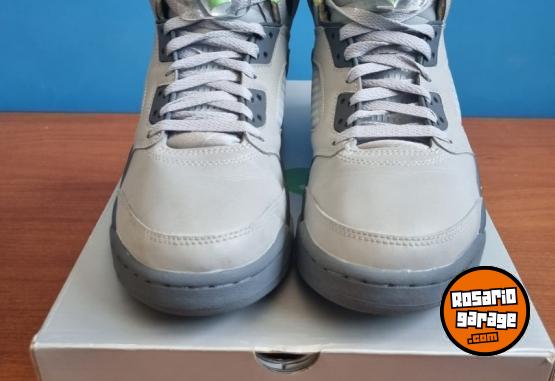 Indumentaria - AIR JORDAN 5 RETRO (talle 8 USA) - En Venta