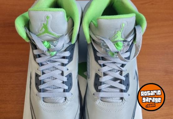 Indumentaria - AIR JORDAN 5 RETRO (talle 8 USA) - En Venta
