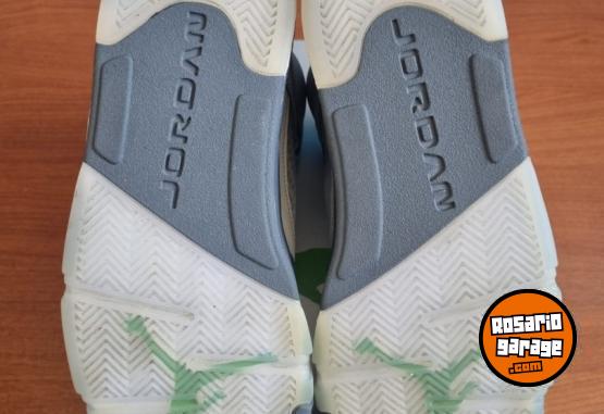 Indumentaria - AIR JORDAN 5 RETRO (talle 8 USA) - En Venta