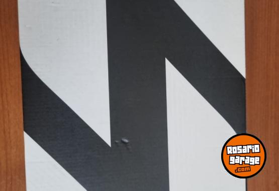 Indumentaria - AIR JORDAN 5 RETRO (talle 8 USA) - En Venta