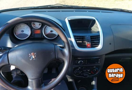 Autos - Peugeot 207 Compact 2016 Nafta 86000Km - En Venta