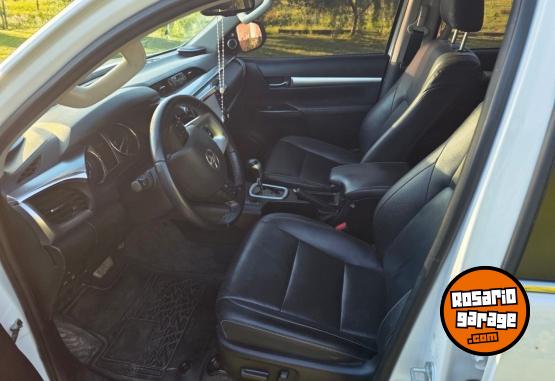 Camionetas - Toyota Hilux srx 2023 Diesel 79500Km - En Venta