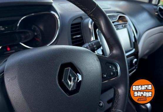 Autos - Renault captur 2018 Nafta 90000Km - En Venta