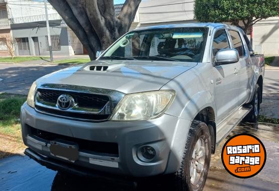 Camionetas - Toyota Hilux SRV 2008 Diesel 350000Km - En Venta